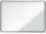 Nobo Vitrina Interior para 18 Folhas A4 com Superfície Magnética e Porta Deslizante - 997x1412x54mm - Superfície Branca Metálica e Magnética de Borracha em Seco - Moldura de Alumínio - Portas de Vidro de Segurança - Cor Branca