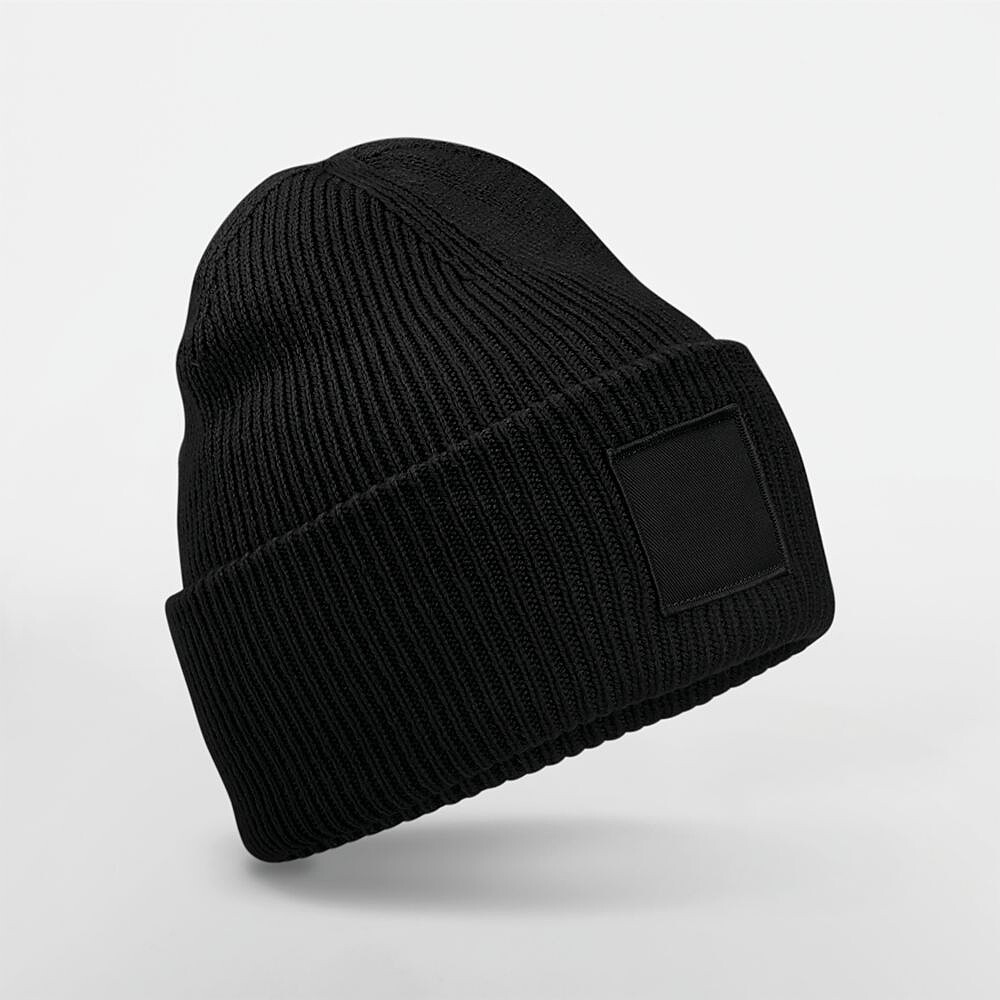 Gorro com dobra larga e patch tom sobre tom B336R