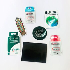 MV70010771R07 Plasmag : Multicolor R07 Iman plastificado - a...