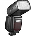 GODOX FLASH TT685II OLYMPUS/PANASONIC Uma ferramenta de iluminação poderosa e eficaz, este flash possui um poderoso número guia de 60 em ISO 100 com um alcance de zoom de 20-200mm. A lâmpada é alimentada por 4 pilhas AA