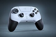 Comando Raiju V3 Pro for PS5 & PC - White RZ06-05580200-R3G1