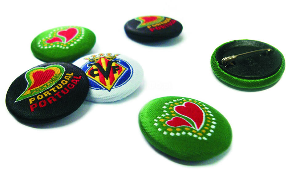 PIN’s Tecido com Alfinete : 2,5cm diametro